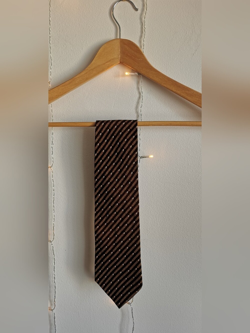 Hugo Boss Brown and Black Diagonal Stripe Silk Tie